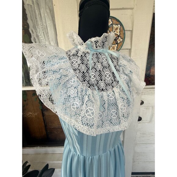 Vintage 70's Baby Blue Mai Dress With Lace Yoke Size Small - Picture 9 of 16